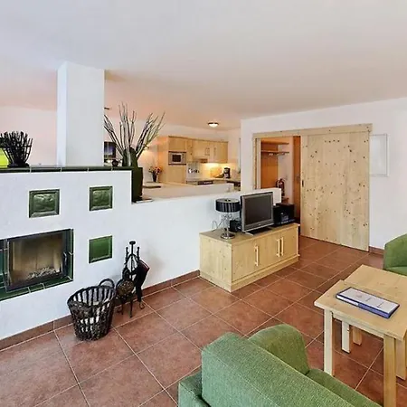 Semesterbostad Schoeneben Haus Wenters Wald im Pinzgau