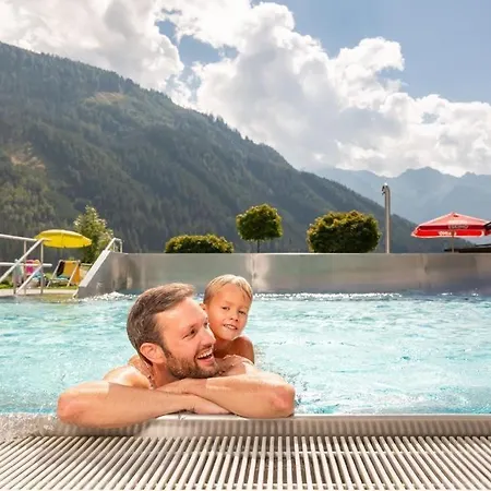 Tatil Evi Schoeneben Haus Wenters Wald im Pinzgau